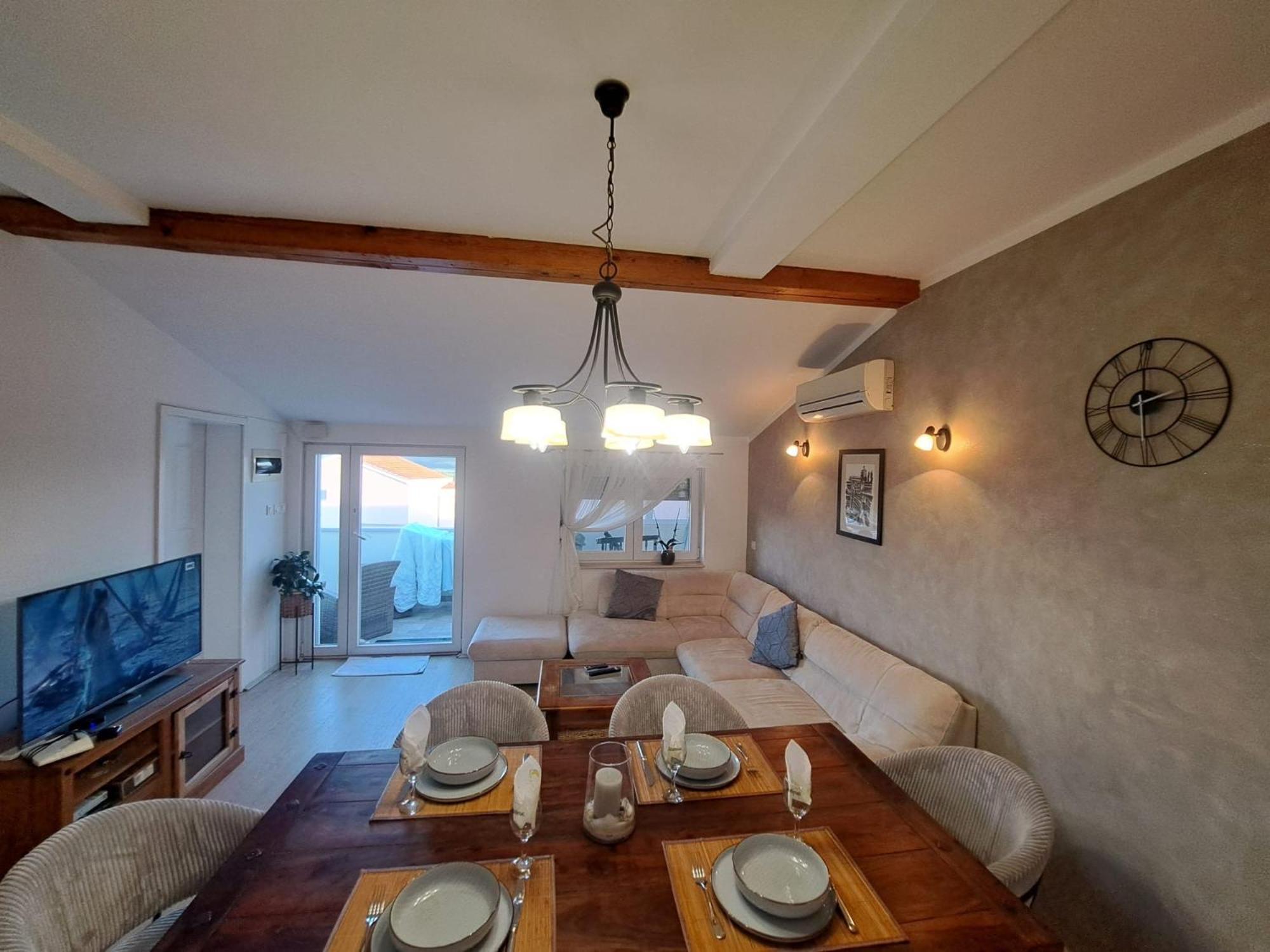 פוסדריה Apartman Lucia מראה חיצוני תמונה